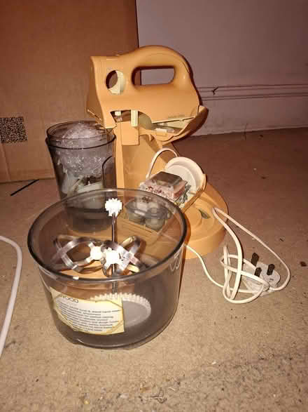 Photo of free Vintage mixer (BR3 Beckenham Rd tram stop) #1