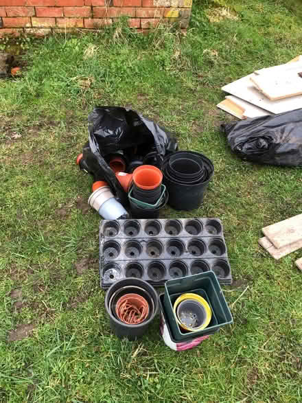 Photo of free Plant pots (Waltham st Lawrence) #1