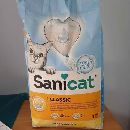 Photo of free Cat litter (Bradford on Avon BA15) #1