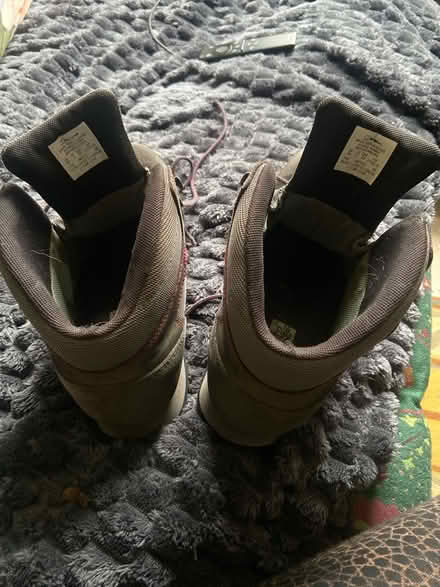 Photo of free Berghouse size 9 (Barnes) #2