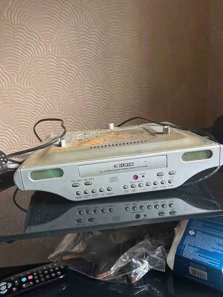 Photo of free Cd player/radio (Camberwell) #1