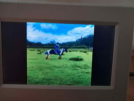 Photo of free Digital photo frame (Watton at Stone SG14) #2