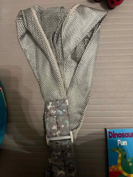 Photo of free Baby carrier (IG10) #1