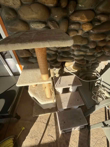 Photo of free Scratch Post and Stairs (South Land Park) #1