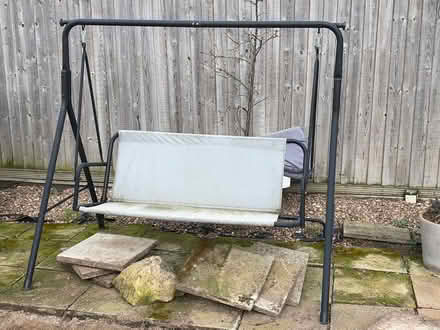 Photo of free Swing seat (HU15 Brough) #1
