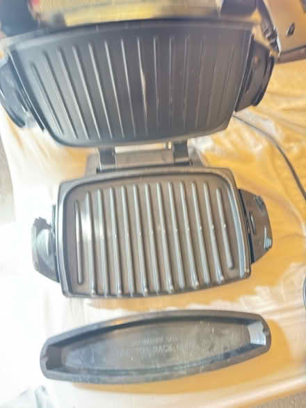 Photo of free George foreman griller (TN13 2UE) #3