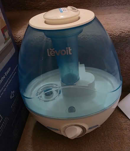 Photo of free Levoit’s Classic 100 Ultrasonic Cool Mist Humidifier (East Dulwich SE22) #2