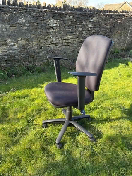 Photo of free Office chair (Beverstone GL8) #3