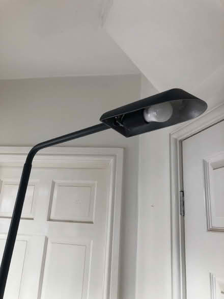 Photo of free ‘Streetlight’ standing lamp (High Green, S35) #2