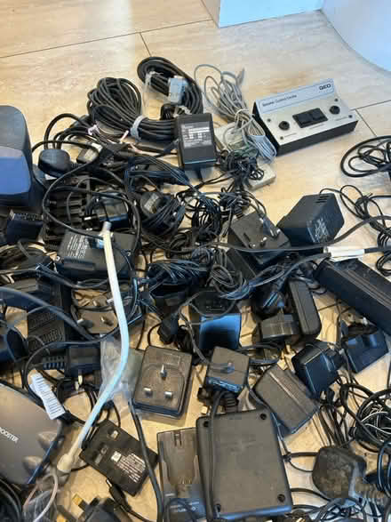 Photo of free Job lot cables, adapters & leads (Tunbridge Wells) #2