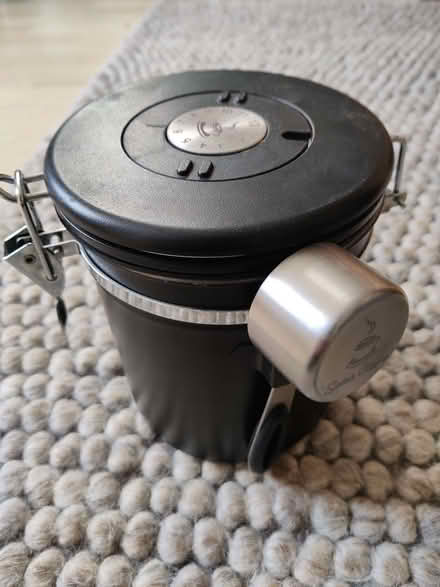 Photo of free Coffee pot with scoop (Cogges OX28) #1