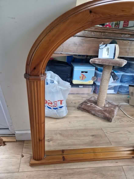 Photo of free Beautiful over mantle mirror (Sunningdale SL5) #2