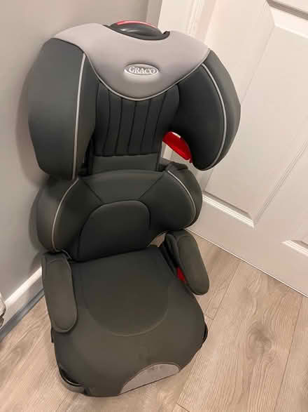 Photo of free Graco junior booster car seat (Whitnash CV31) #1