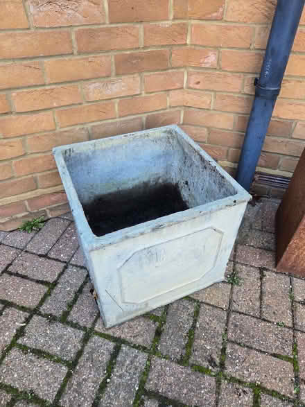 Photo of free Large planter (Maldon CM9) #1