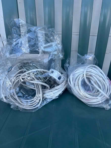 Photo of free Miscellaneous cables and wires etc (West Norwood SE27) #3
