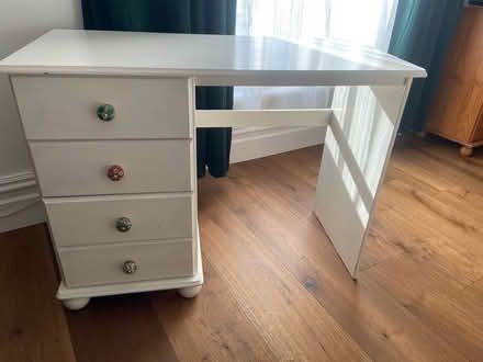 Photo of free Desk (Hitchin) #1