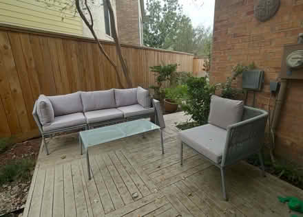 Photo of free Patio chairs & table (Bellaire area) #1