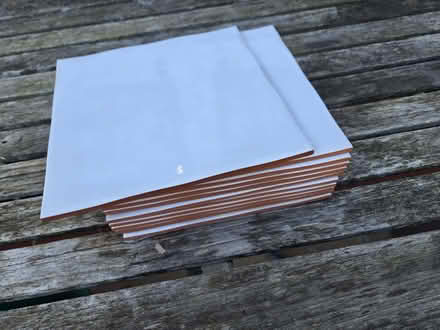 Photo of free White ceramic wall tiles (Buggs Bottom RG4) #1