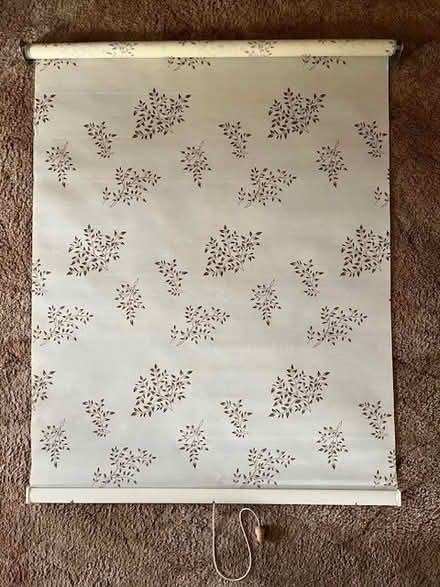 Photo of free Roller Blind (Canada Hill TQ12) #1