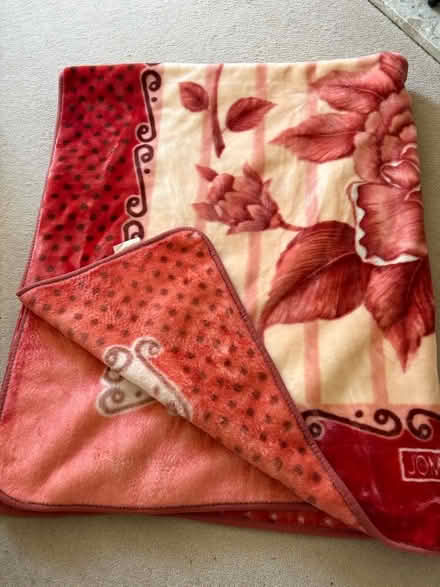 Photo of free Large heavy blanket (Ballards CR2) #1