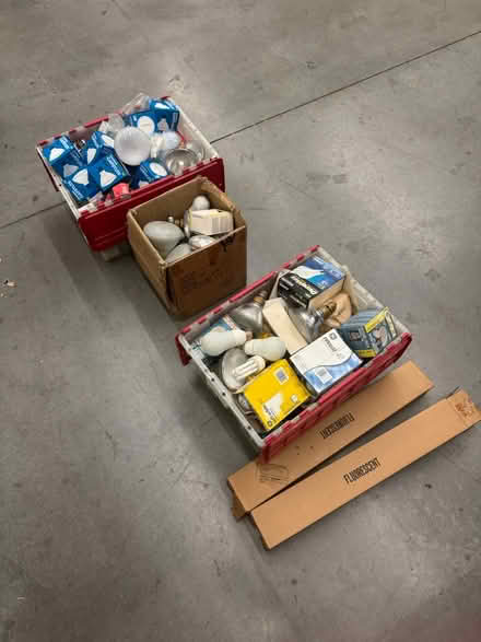 Photo of free Light Bulbs - assorted (South bay) #1