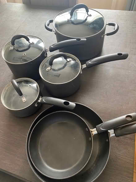 Photo of free Collection of pots and pans (Near William Penn inn) #1