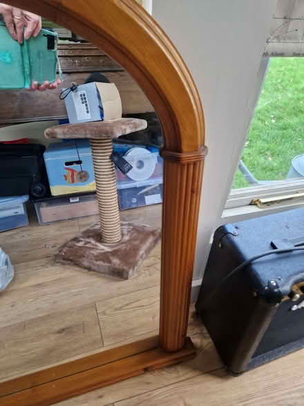Photo of free Beautiful over mantle mirror (Sunningdale SL5) #3