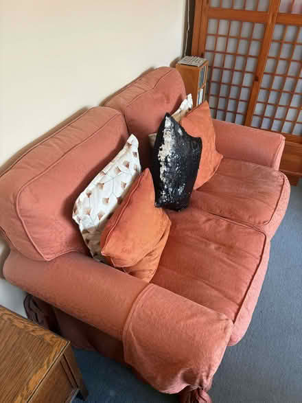 Photo of free sofa (St Helier SM4) #1