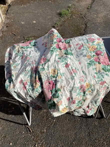 Photo of free Patterned Curtains (RG30 Tilehurst) #1