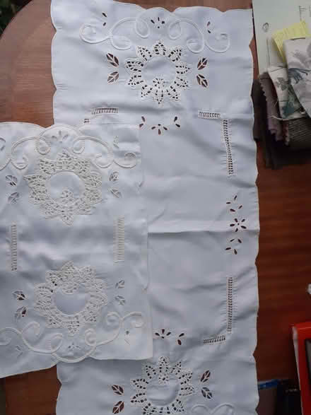 Photo of free Tray cloth and 2 napkins (Southport PR8) #1