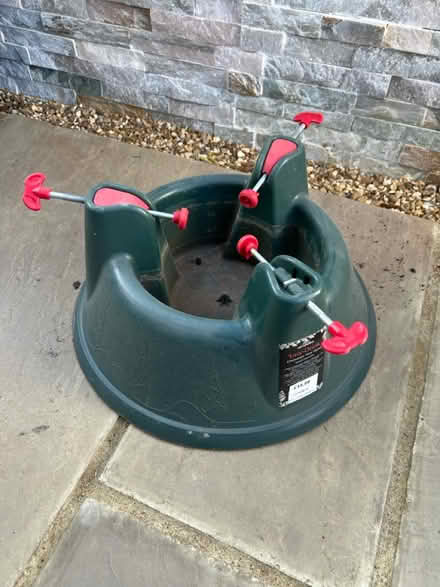 Photo of free Christmas Tree Base (KT9) #1