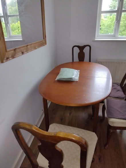 Photo of free Extendable dining table (Alresford CO7) #1