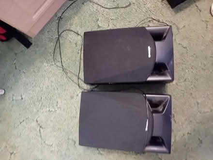 Photo of free speakers (DL5 5EQ) #1