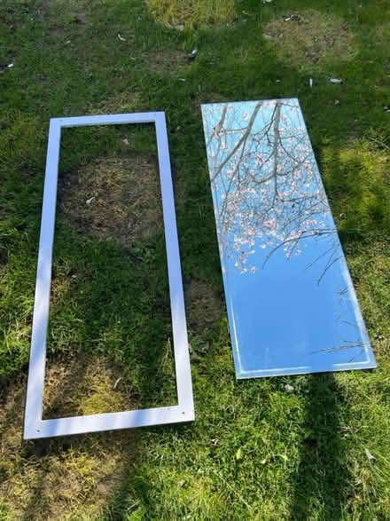 Photo of free Mirror (KT9) #1