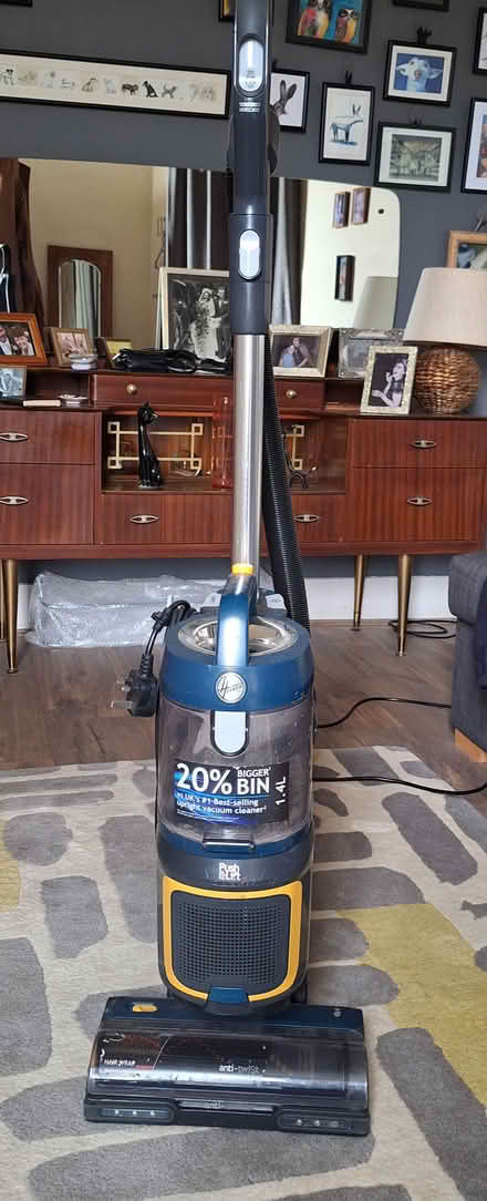 Photo of free Hoover vacuum cleaner (Leyton E10, by Orient ground) #1