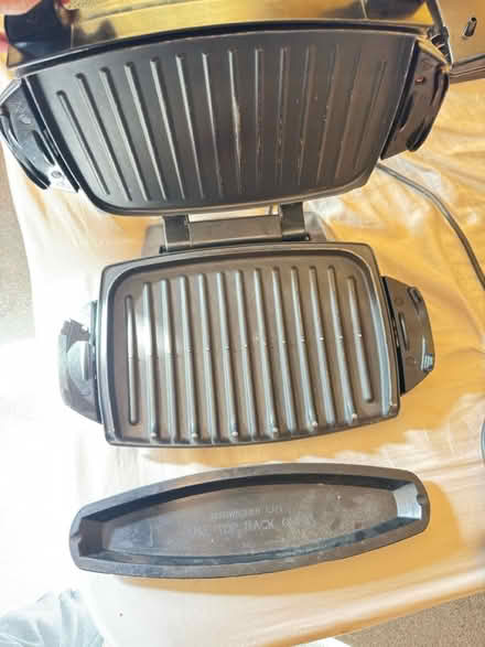 Photo of free George foreman griller (TN13 2UE) #2