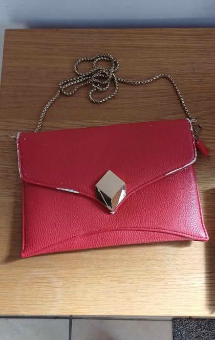 Photo of free Red handbag (Winkwell HP1) #1
