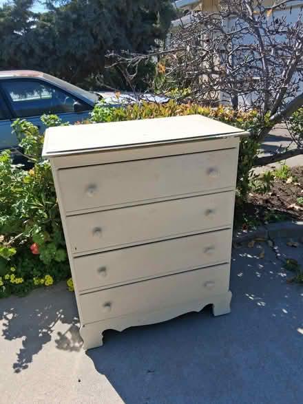 Photo of free 4 Drawer Vintage White dresser (Mowry landing) #1
