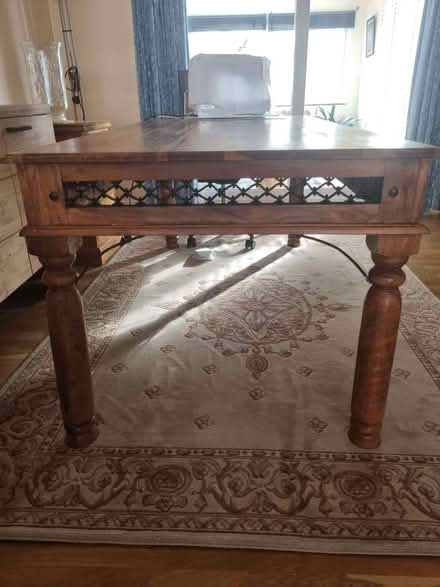 Photo of free 6 Seater solid dining table (Stoneleigh KT19) #1