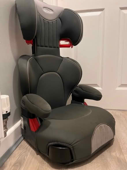 Photo of free Graco junior booster car seat (Whitnash CV31) #2