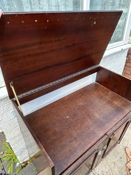 Photo of free Mahogany 2 Door Cabinet (Selly oak Birmingham B29) #2