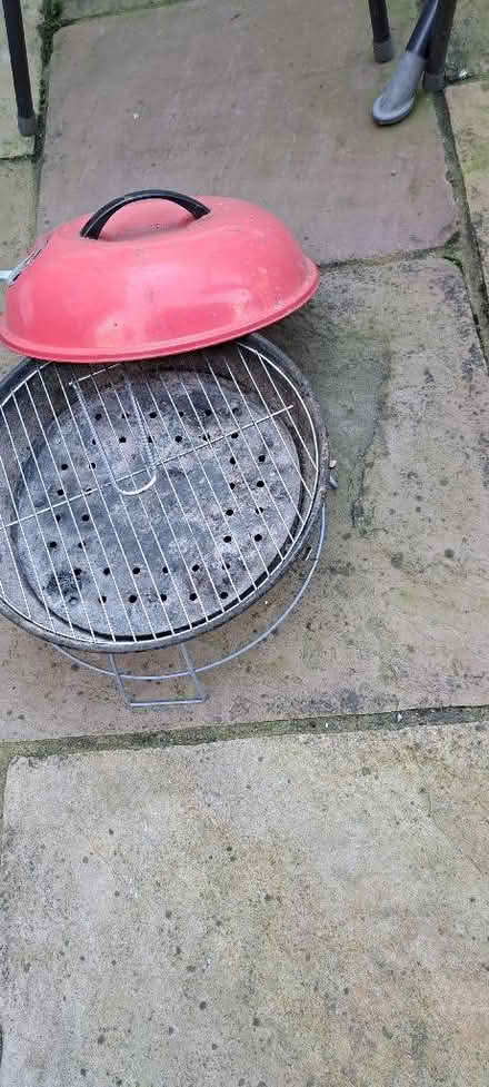Photo of free Small BBQ (Ickleford SG5) #1