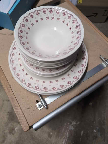 Photo of free Plates bowls china set (Marcham OX13) #1