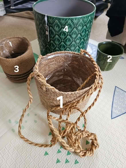 Photo of free Various plant pots (Wheatley OX33) #1