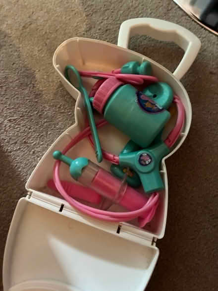 Photo of free Toy doctors kit (Wisewood S6) #2