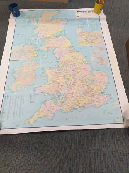 Photo of free Large wall map of the United Kingdom (Old Road OX3) #1