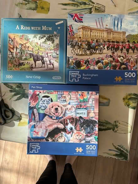 Photo of free Puzzles 500 x 3 (CT10) #1