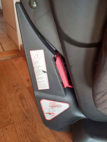 Photo of free Car seat for 9-18kg (Bowbridge GL5) #3