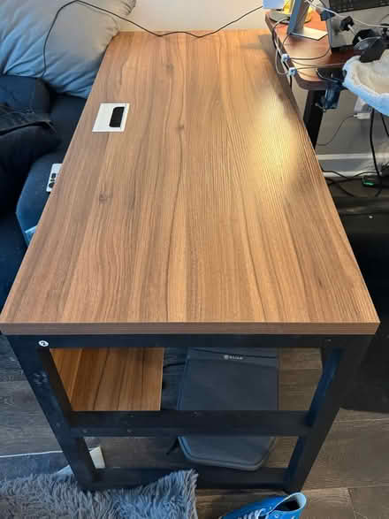 Photo of free chair and desk (South loop) #1