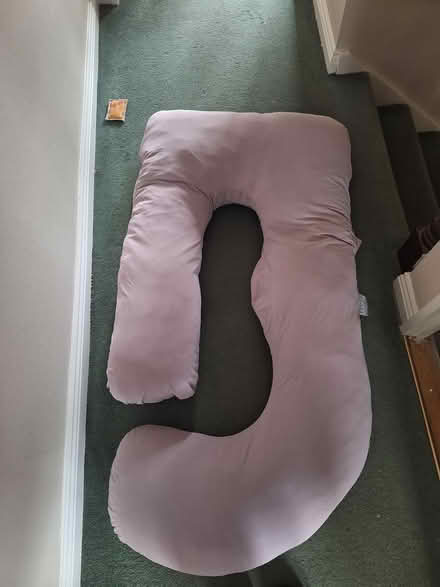 Photo of free Pregnancy pillow (Bray) #1